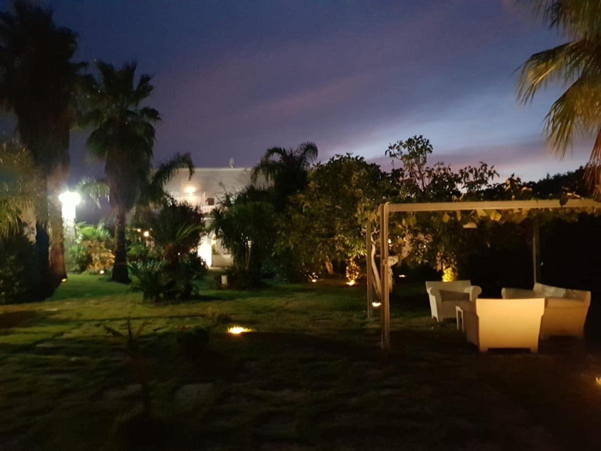 Masseria Boezio Ostuni Panzió Torre Santa Sabina Kültér fotó